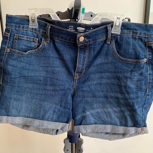 Old Navy Cuffed Jean shorts Size 14